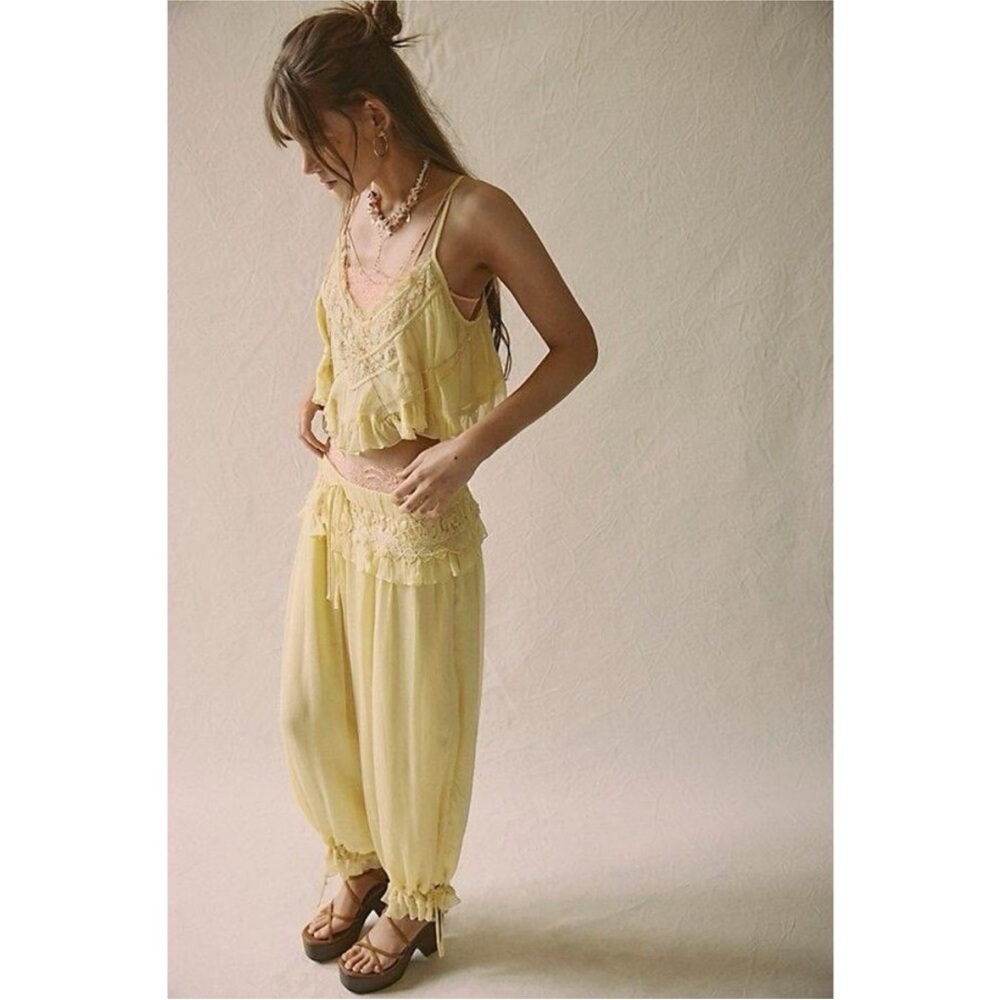 Free People Lynden Set Lace Flutter Cropped Top & Bloomer Balloon Leg Pants M